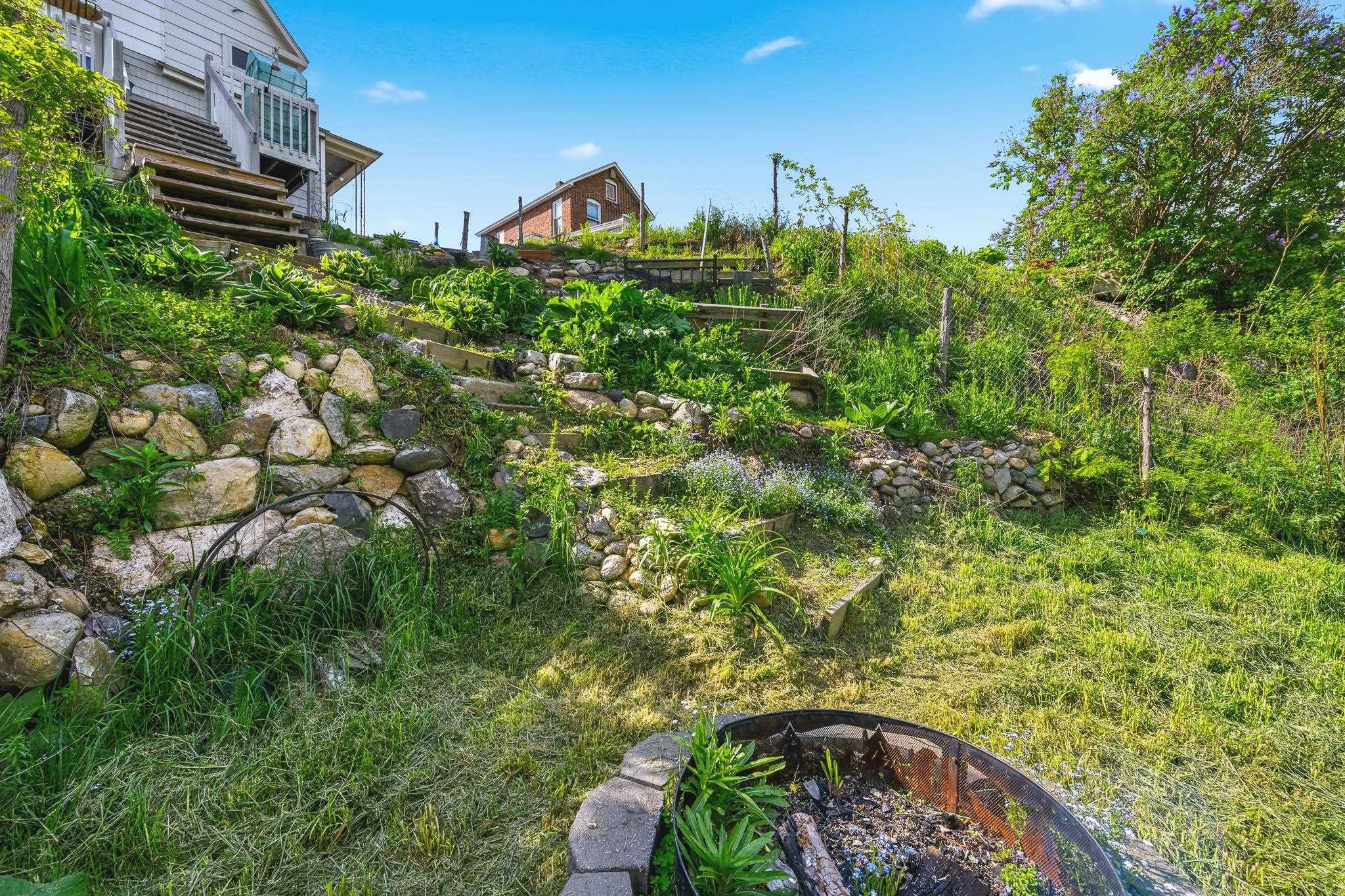 10 River Street Property Photo 34