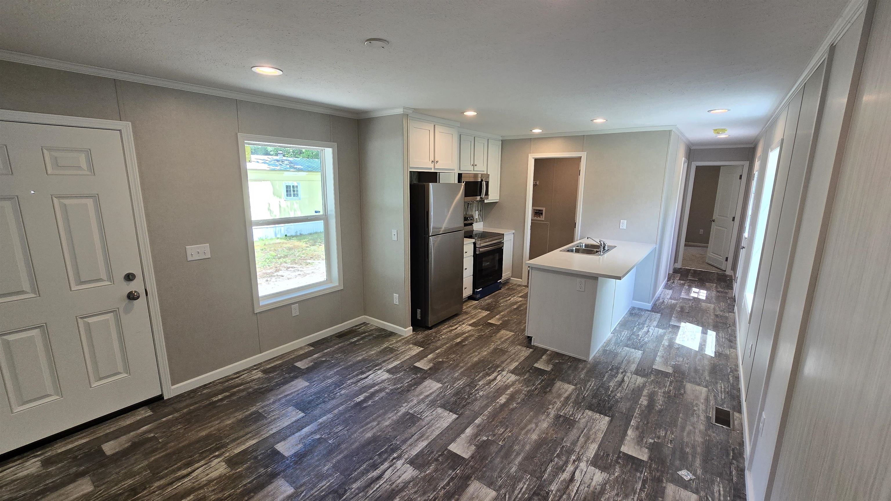 12 Boanza Drive Property Photo 3