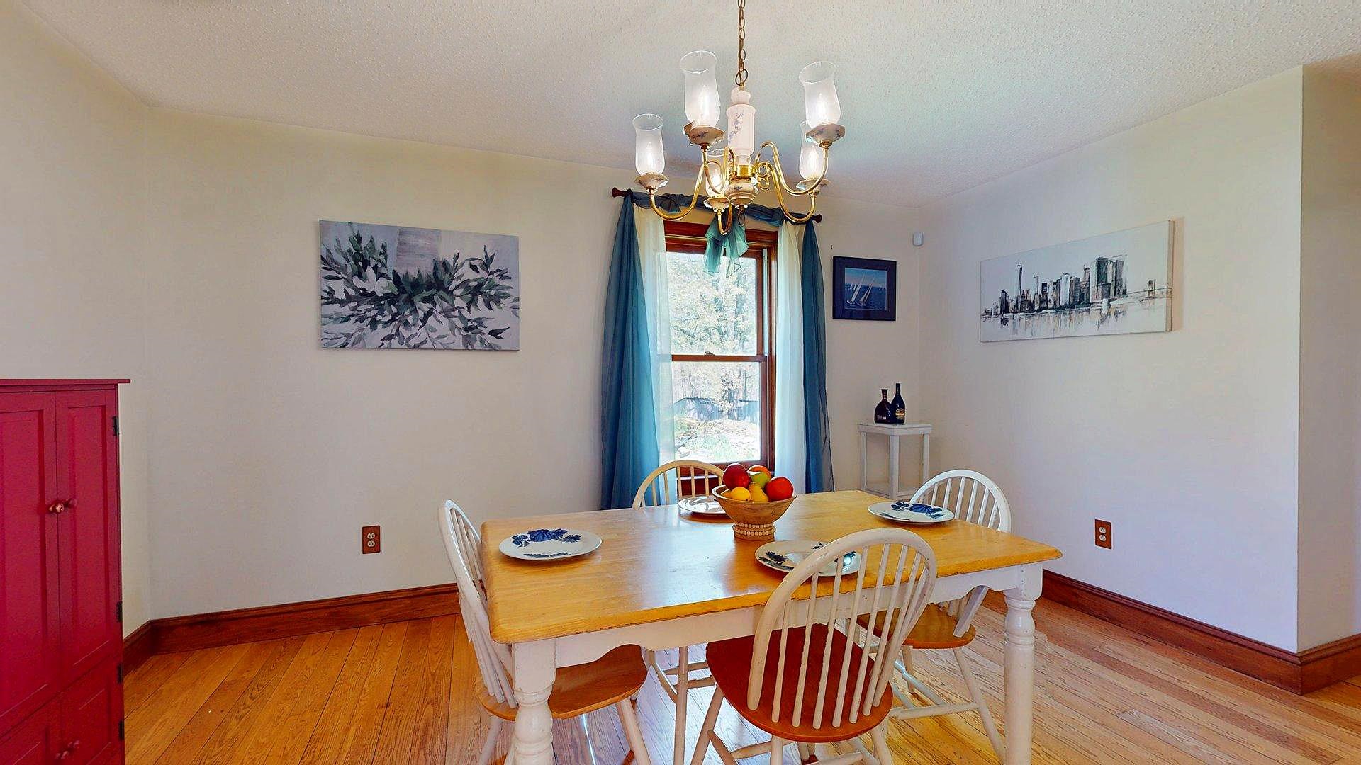 355 Huntley Road Property Photo 13