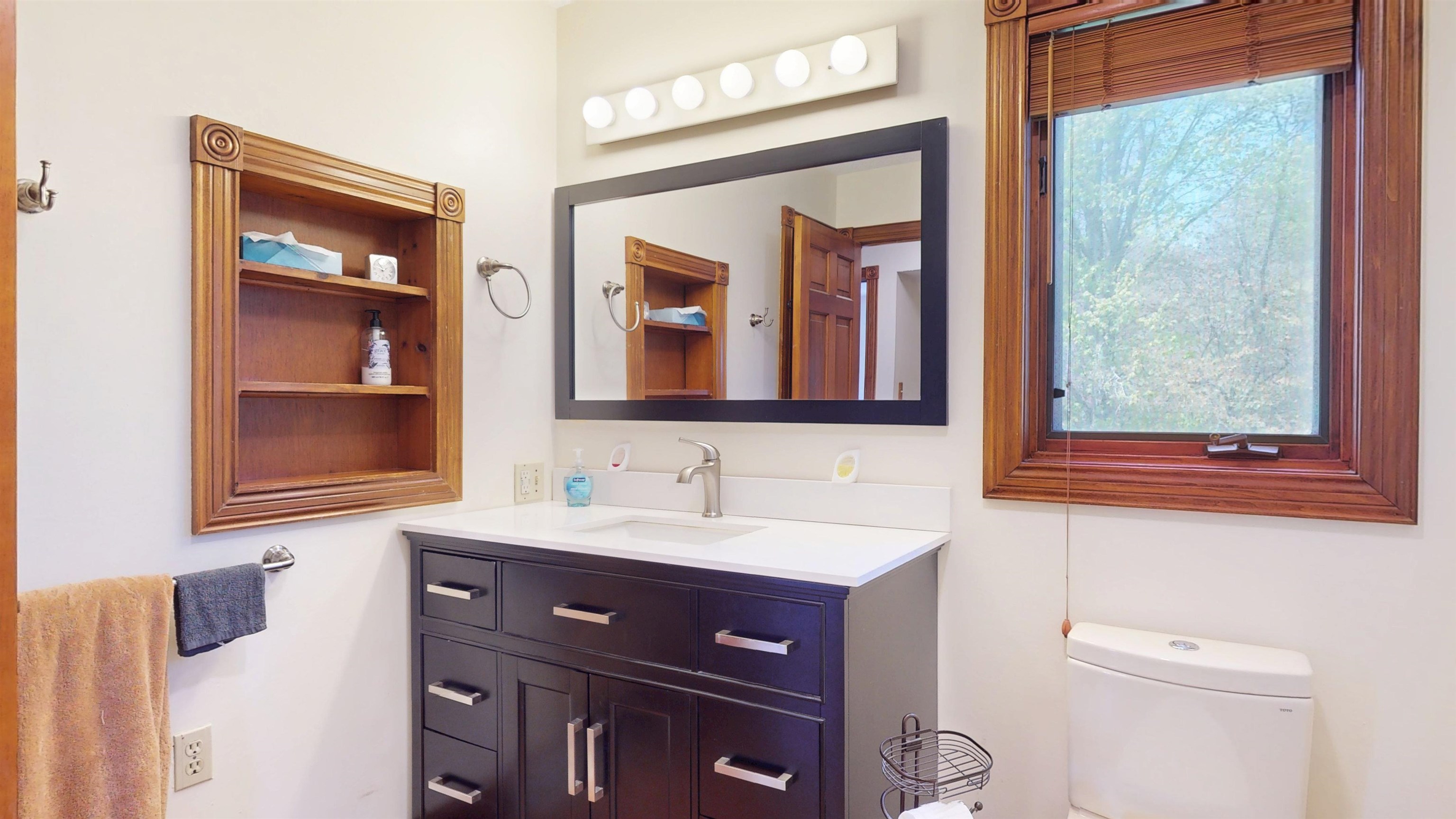 355 Huntley Road Property Photo 32