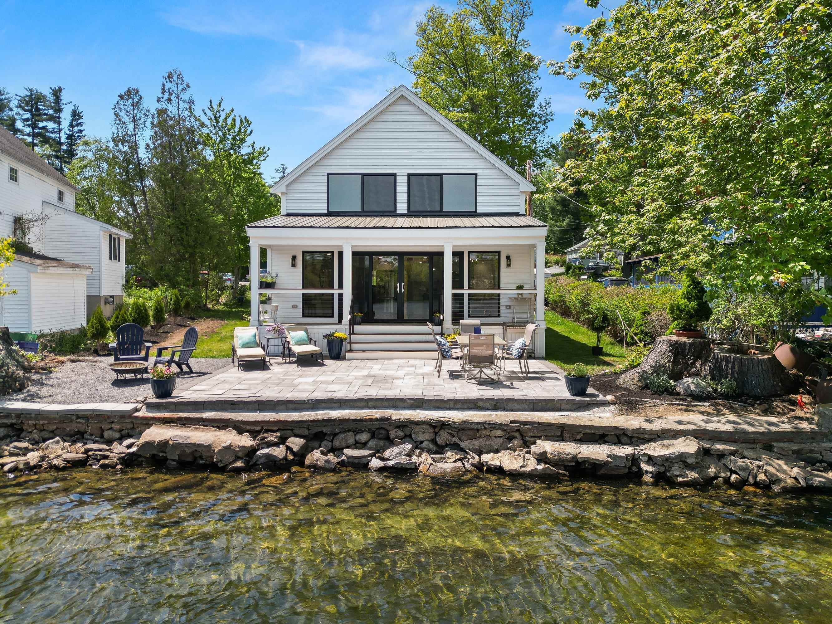 95 Lake Shore Road Property Photo 1