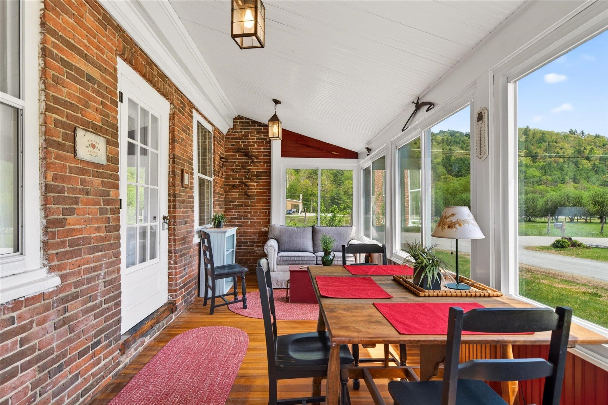 200 Riverdale Road Property Photo 4