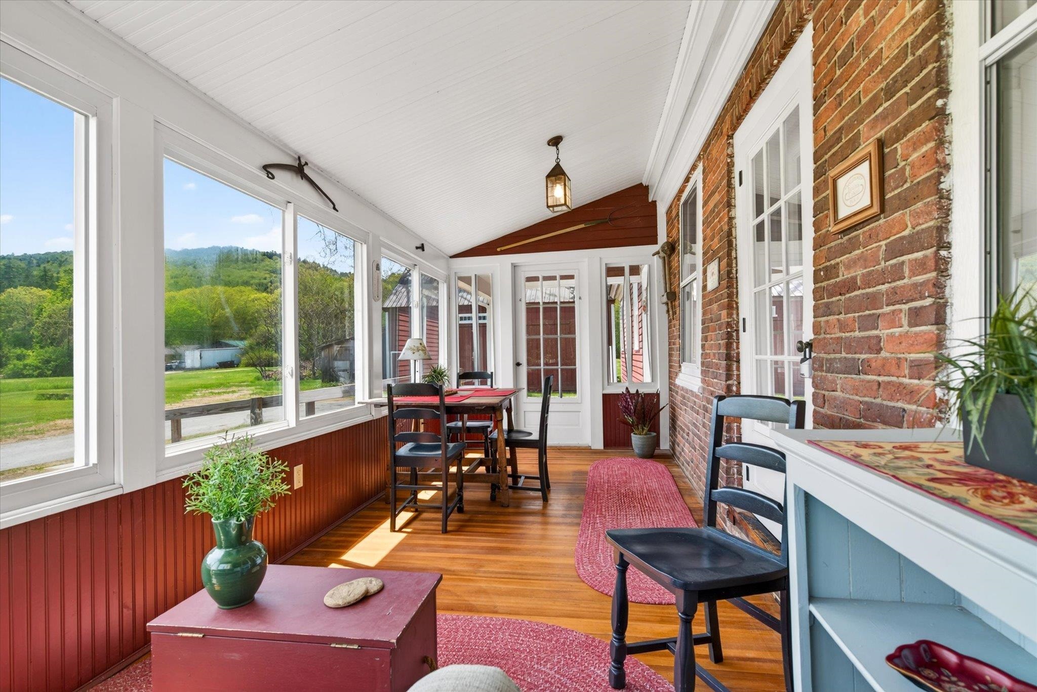 200 Riverdale Road Property Photo 5
