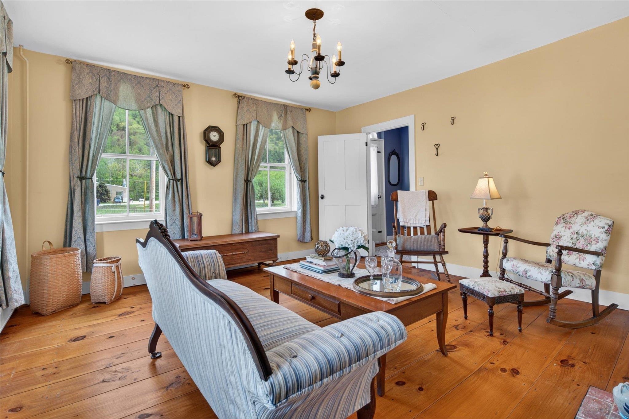 200 Riverdale Road Property Photo 12