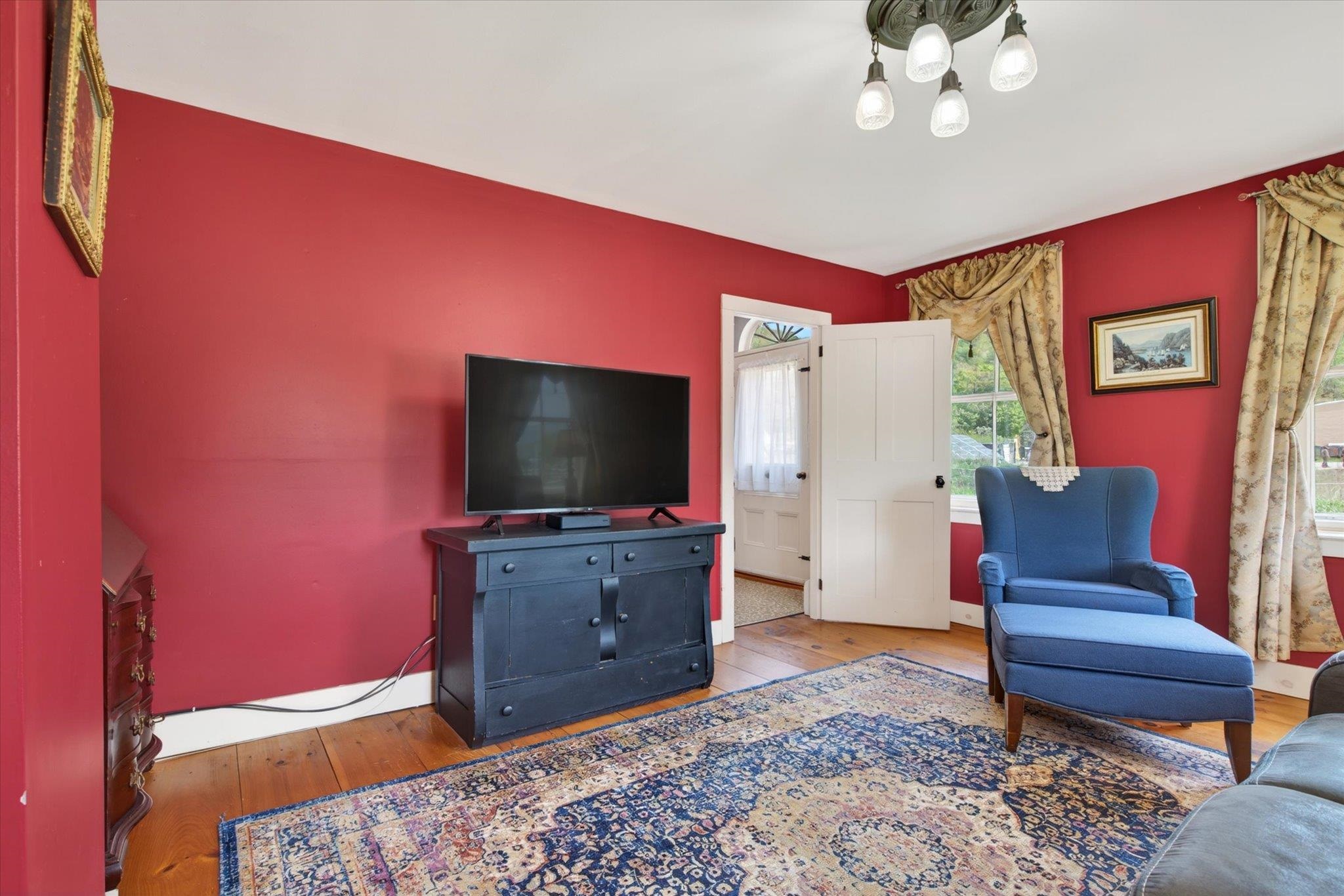 200 Riverdale Road Property Photo 14