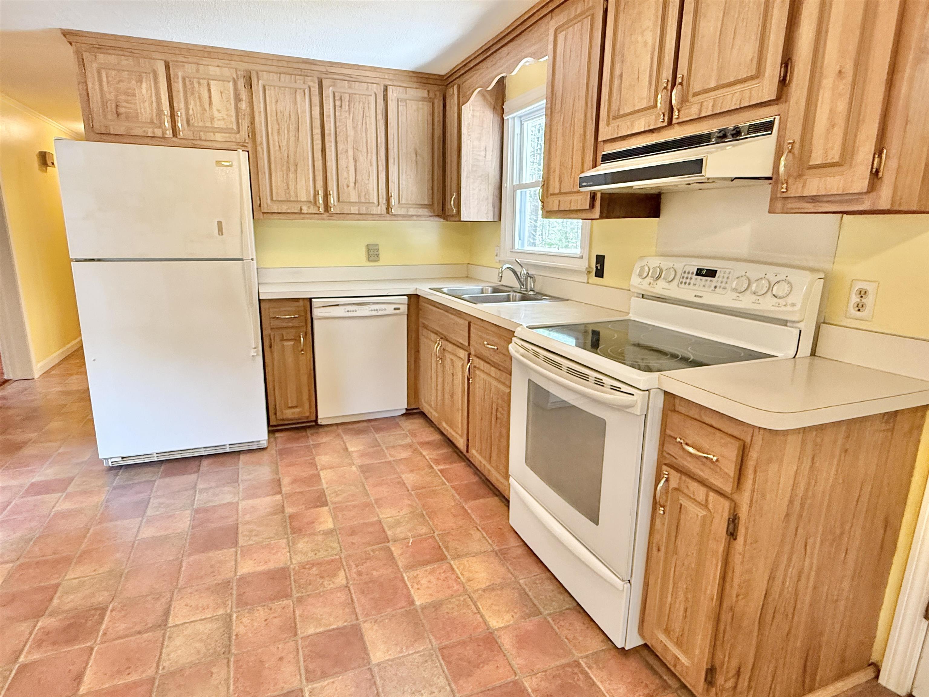 4 Rita Avenue Property Photo 2
