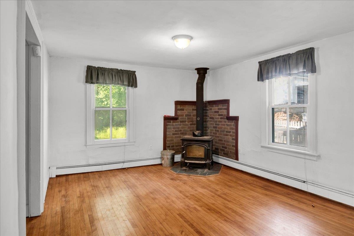 21 Seminary Street Property Photo 8
