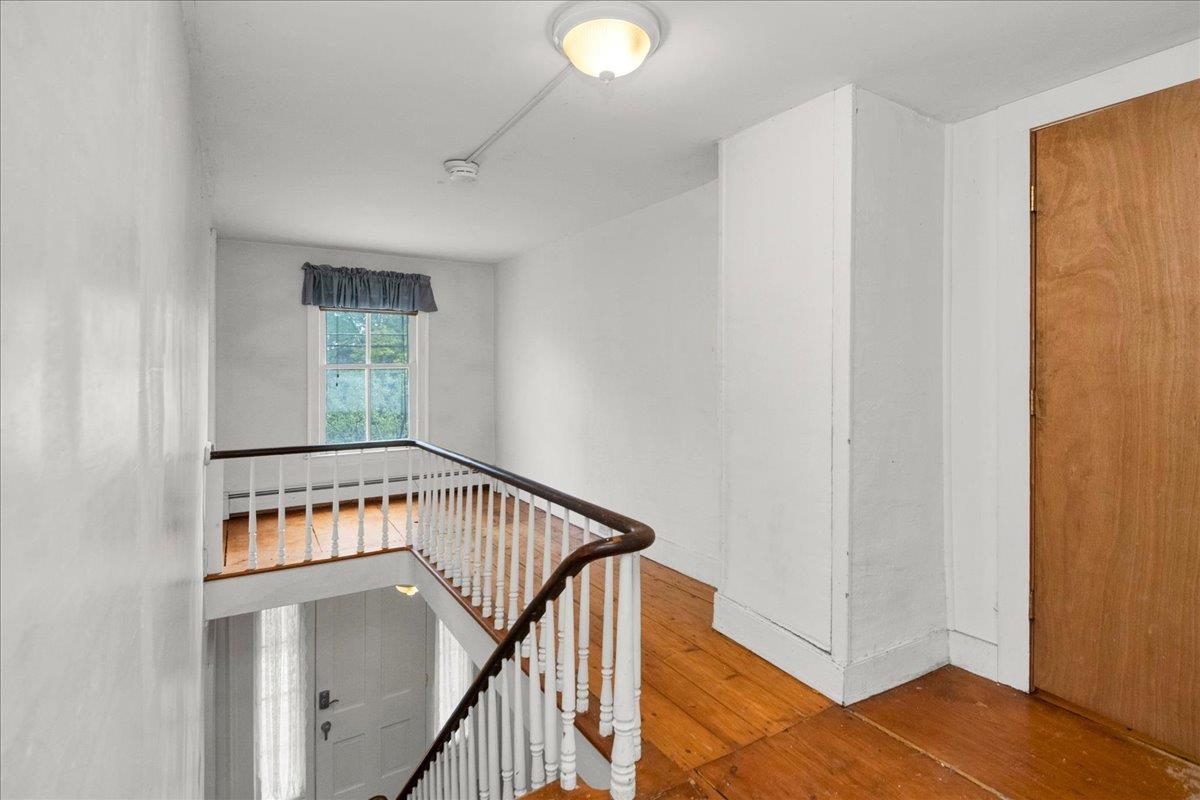 21 Seminary Street Property Photo 18
