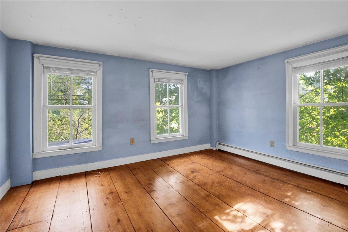 21 Seminary Street Property Photo 19