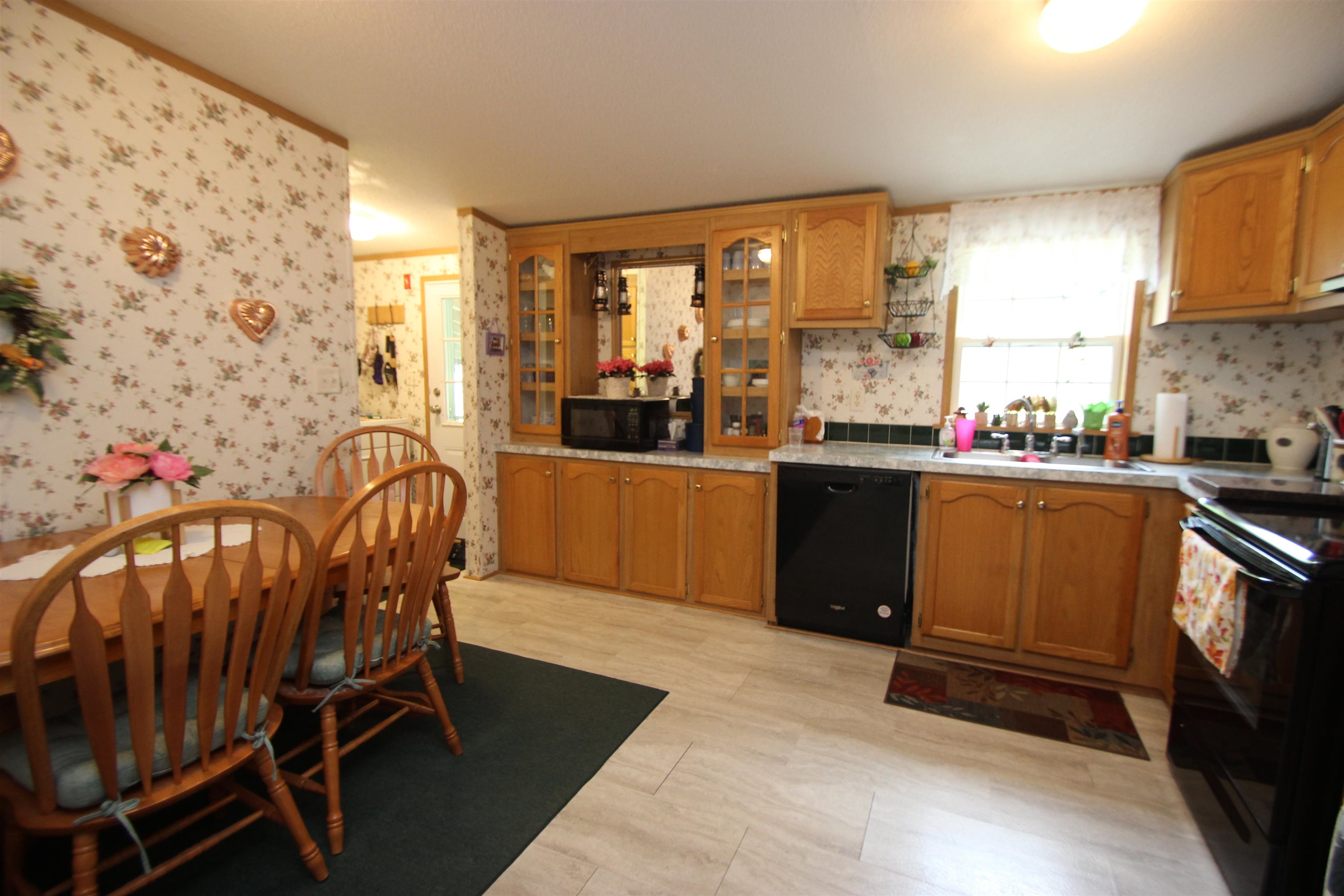 8 E. Parkside Terrace Property Photo 6