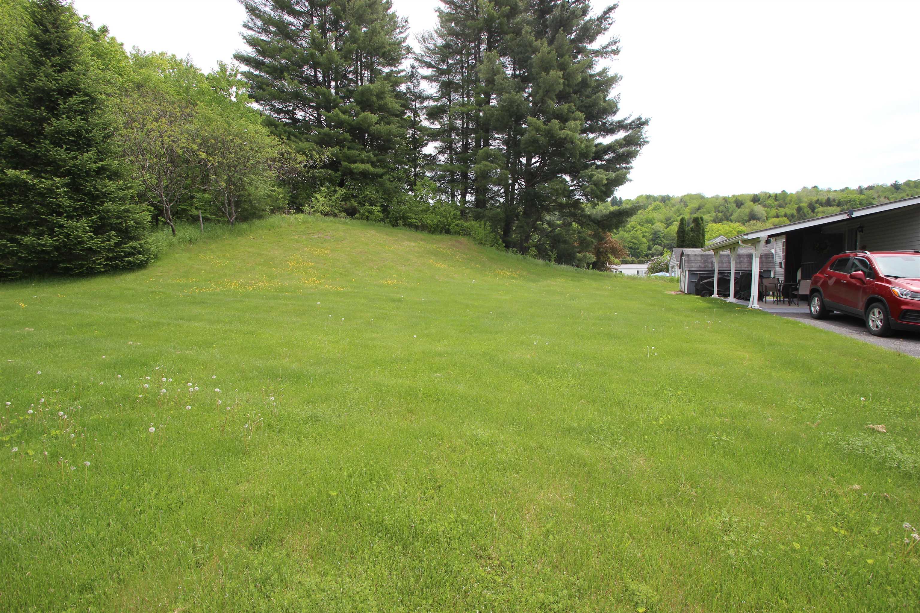 8 E. Parkside Terrace Property Photo 13
