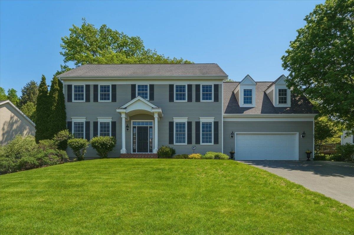 585 Hanon Drive Property Photo 1