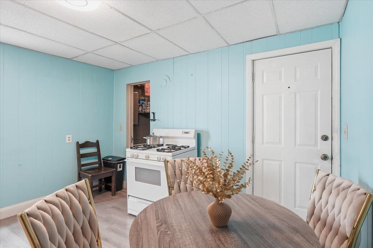 64 Hyde Street Property Photo 7