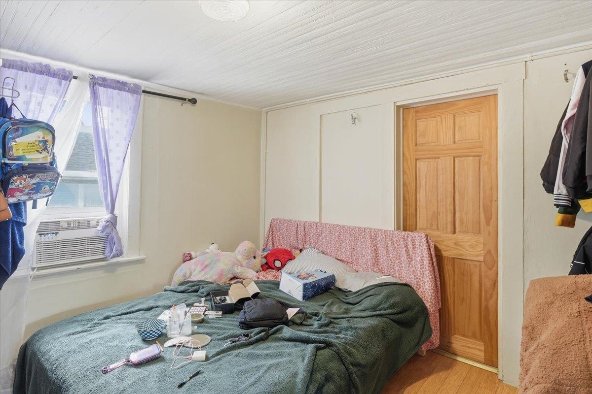 64 Hyde Street Property Photo 16