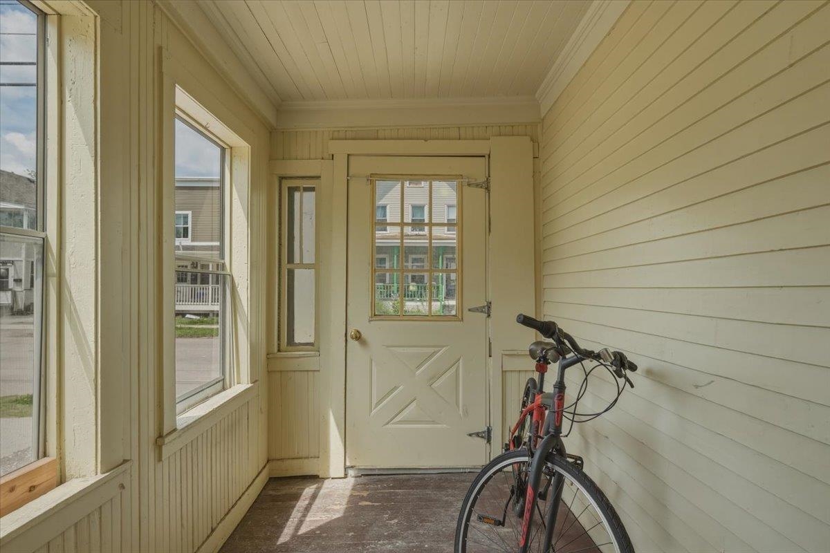 64 Hyde Street Property Photo 29