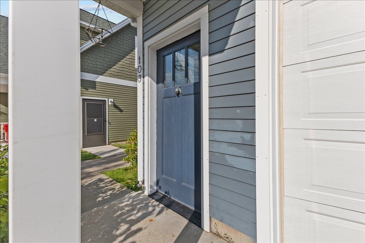 103 Madison Drive Property Photo 2