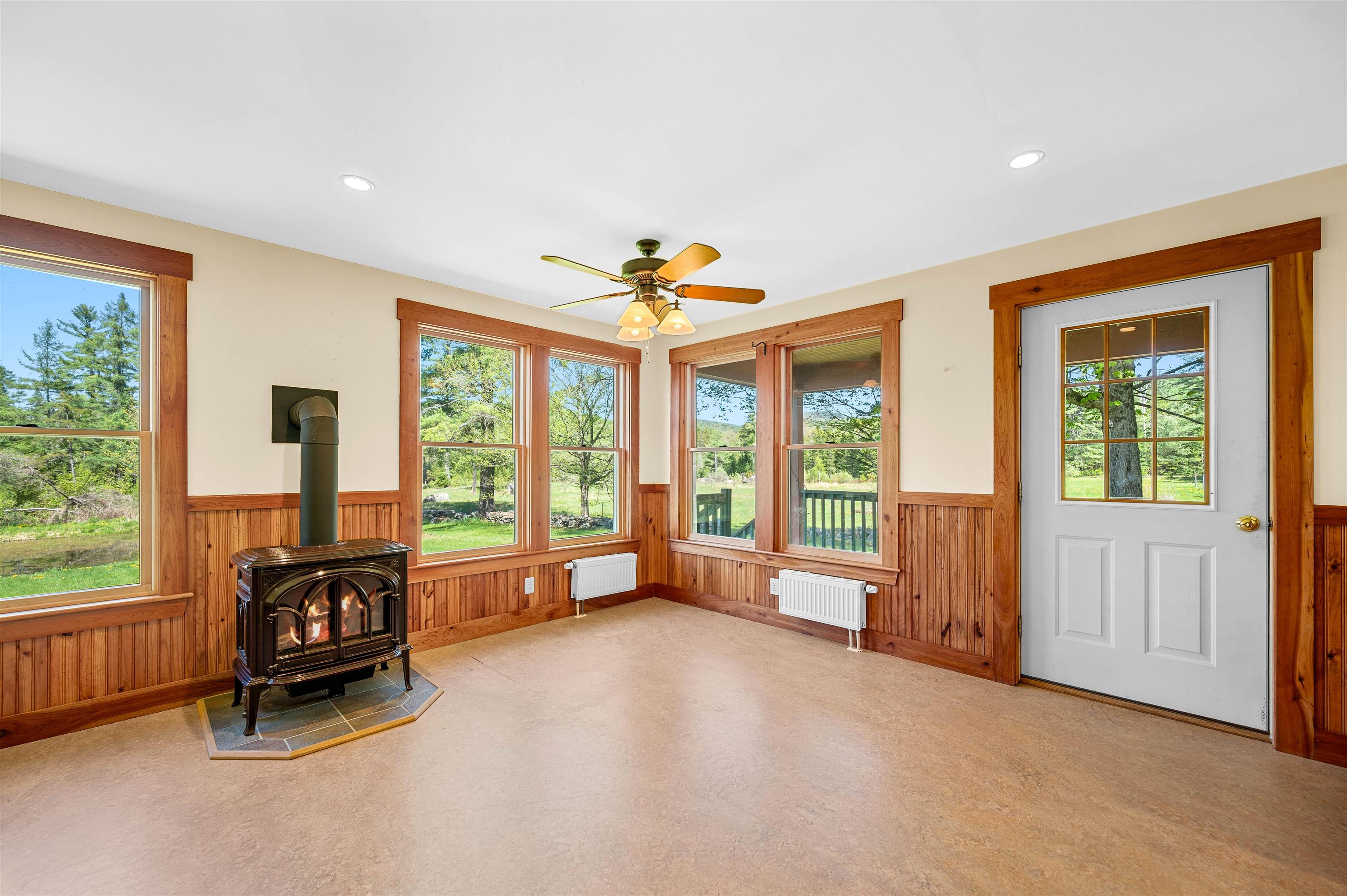 87 Bailey Pond Road Property Photo 12