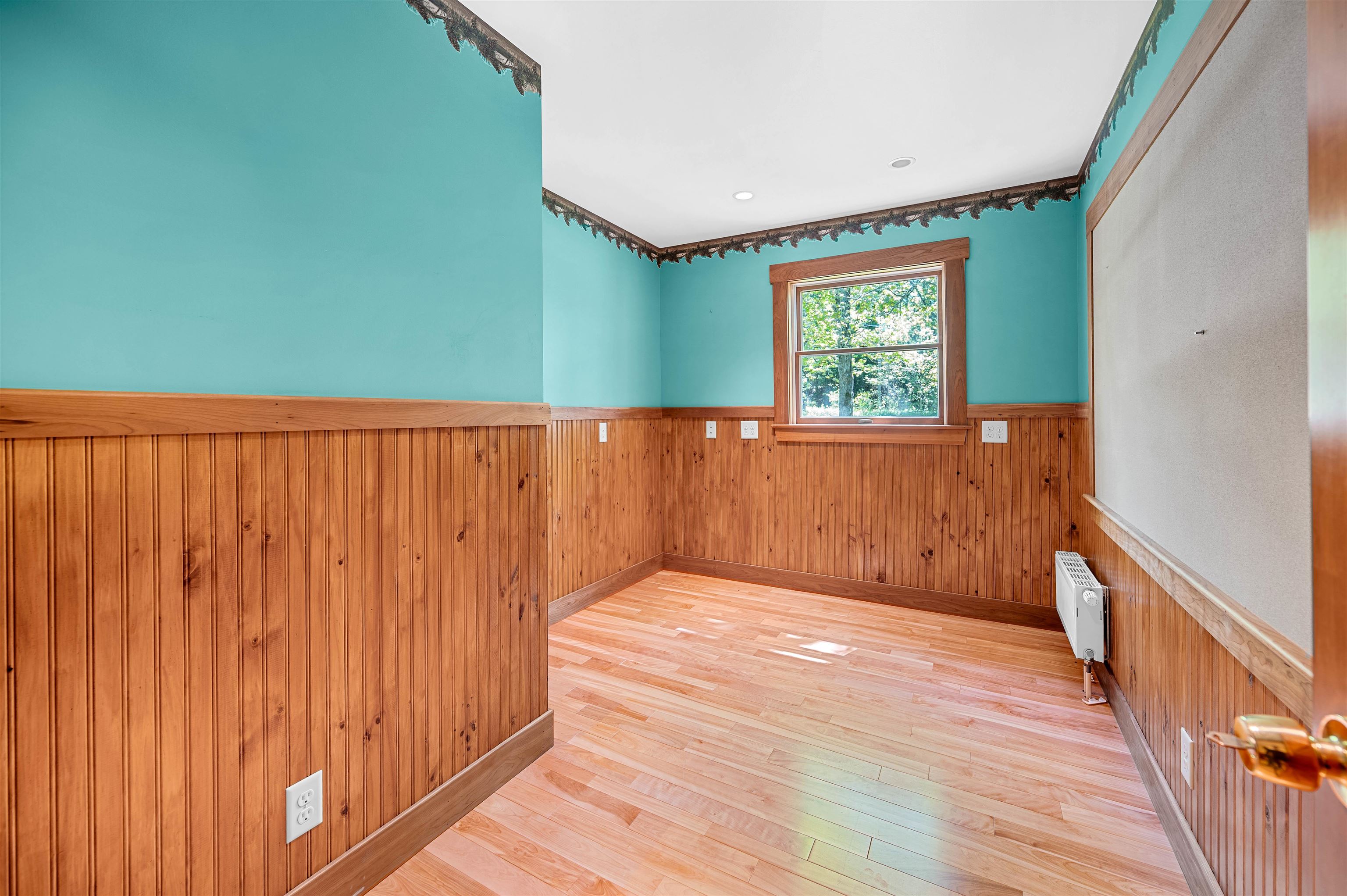 87 Bailey Pond Road Property Photo 14