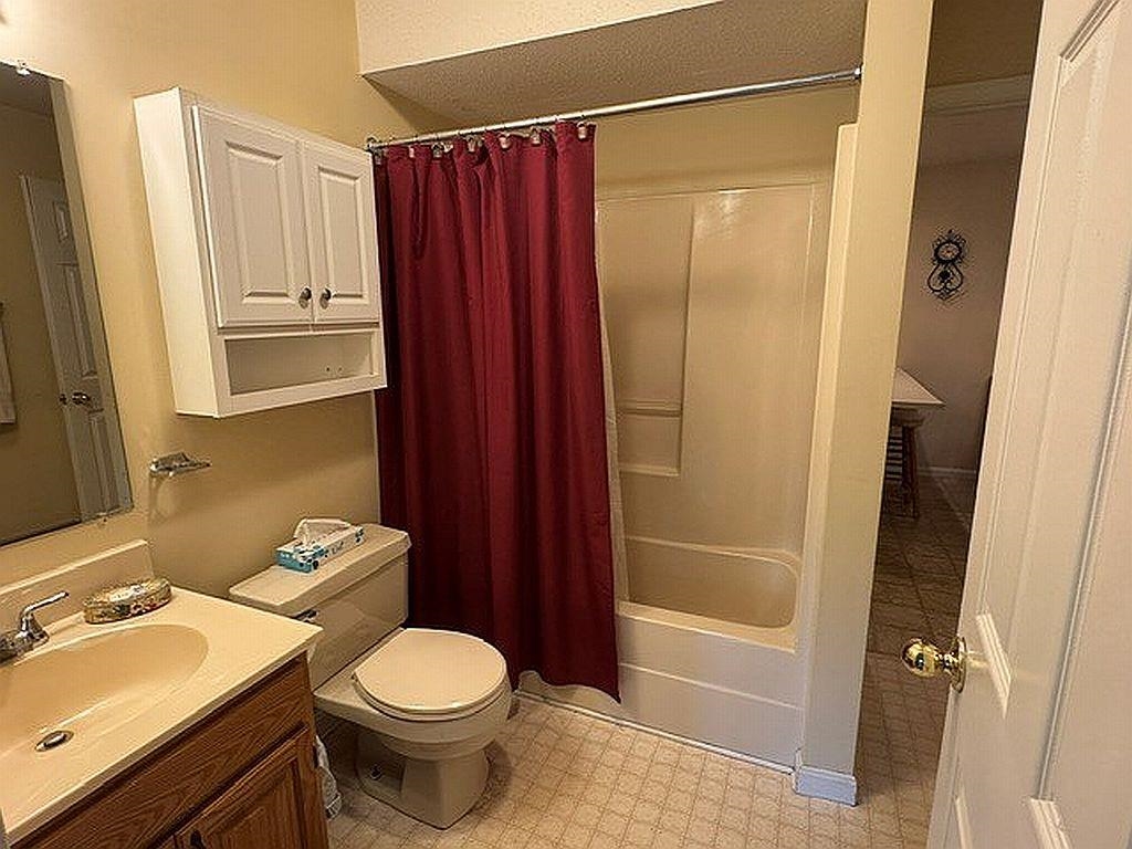 227 Main Street Property Photo 21