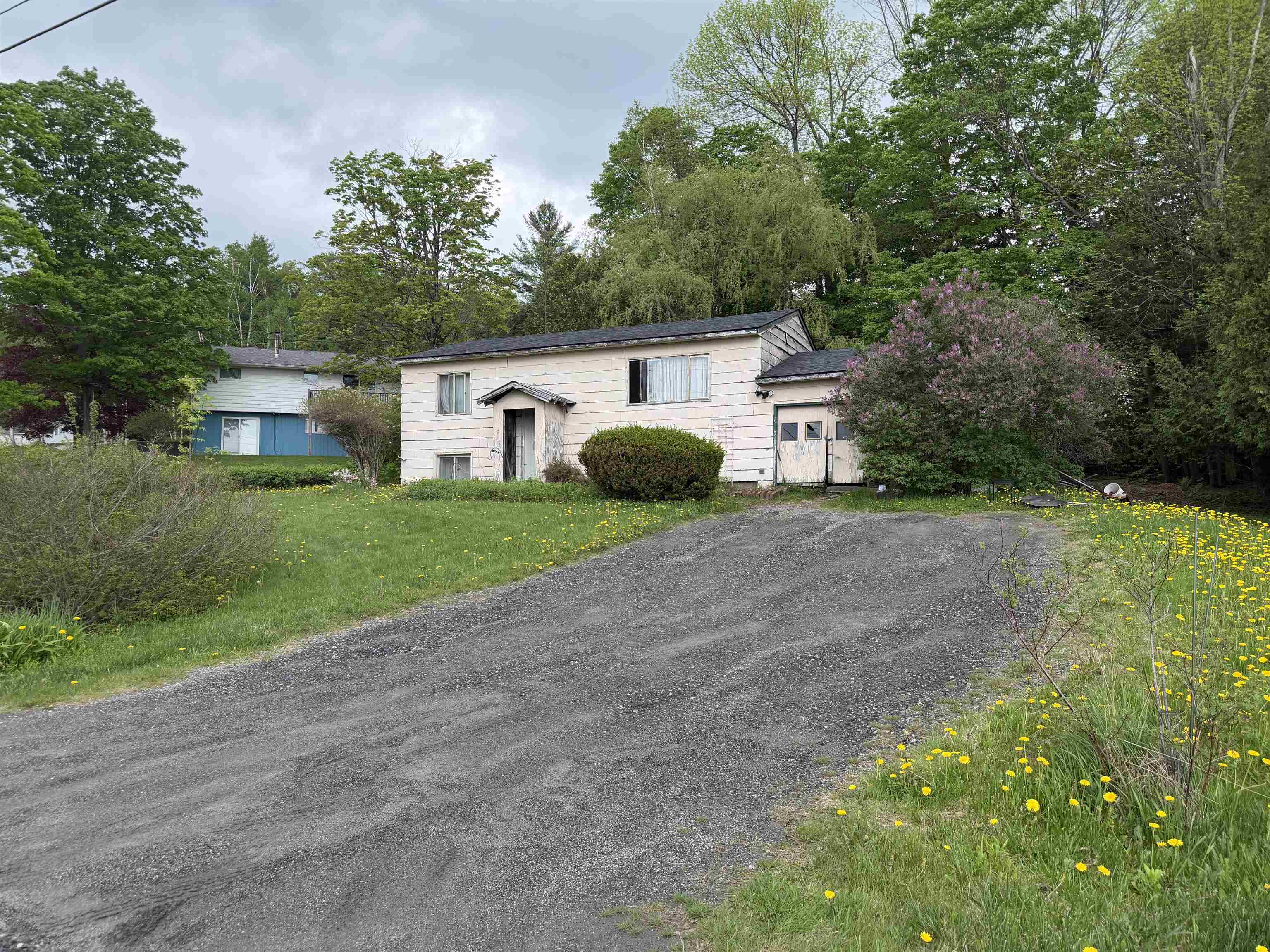 7 Meadow Wood Drive Property Photo 1