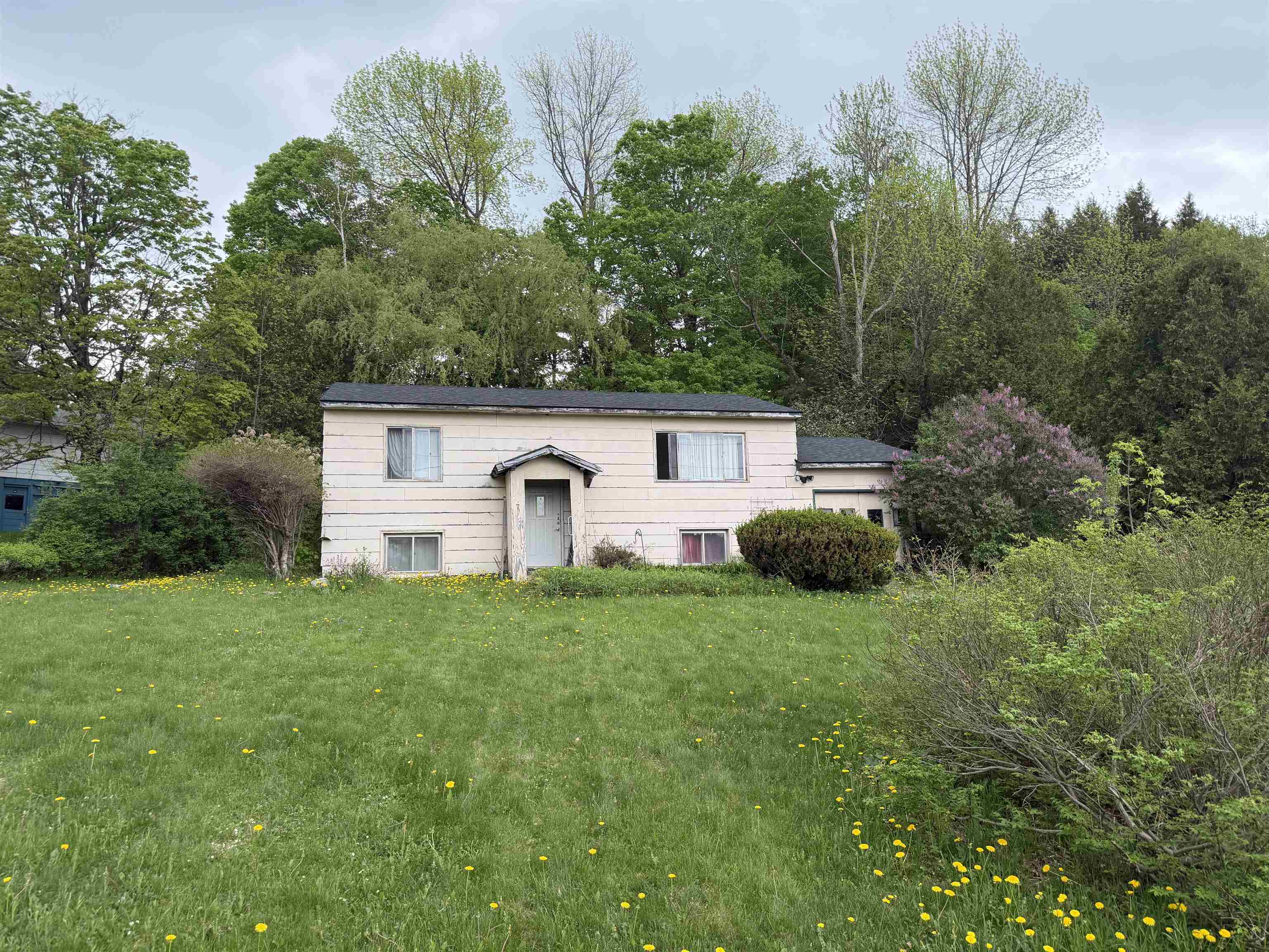 7 Meadow Wood Drive Property Photo 6