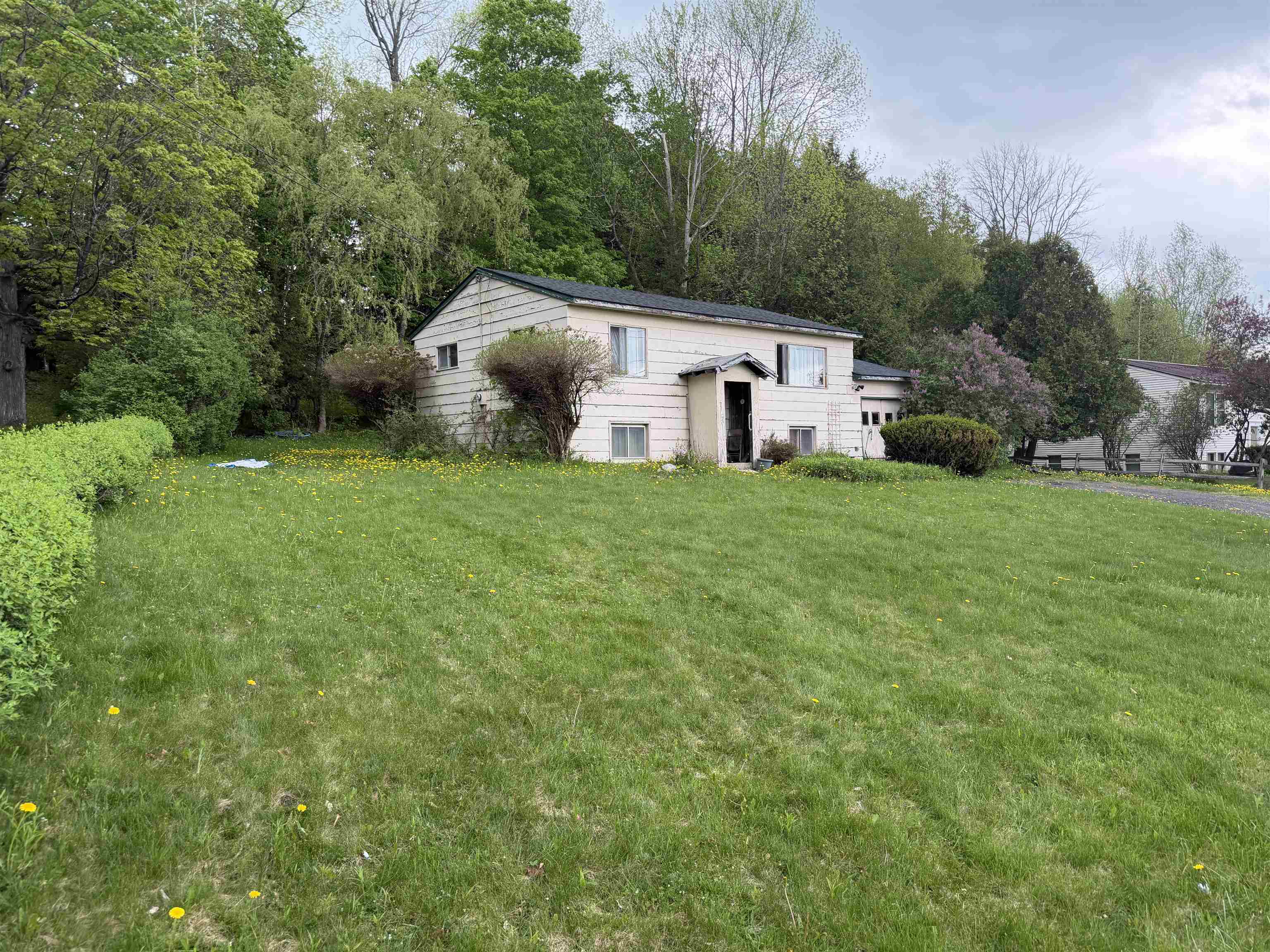 7 Meadow Wood Drive Property Photo 10