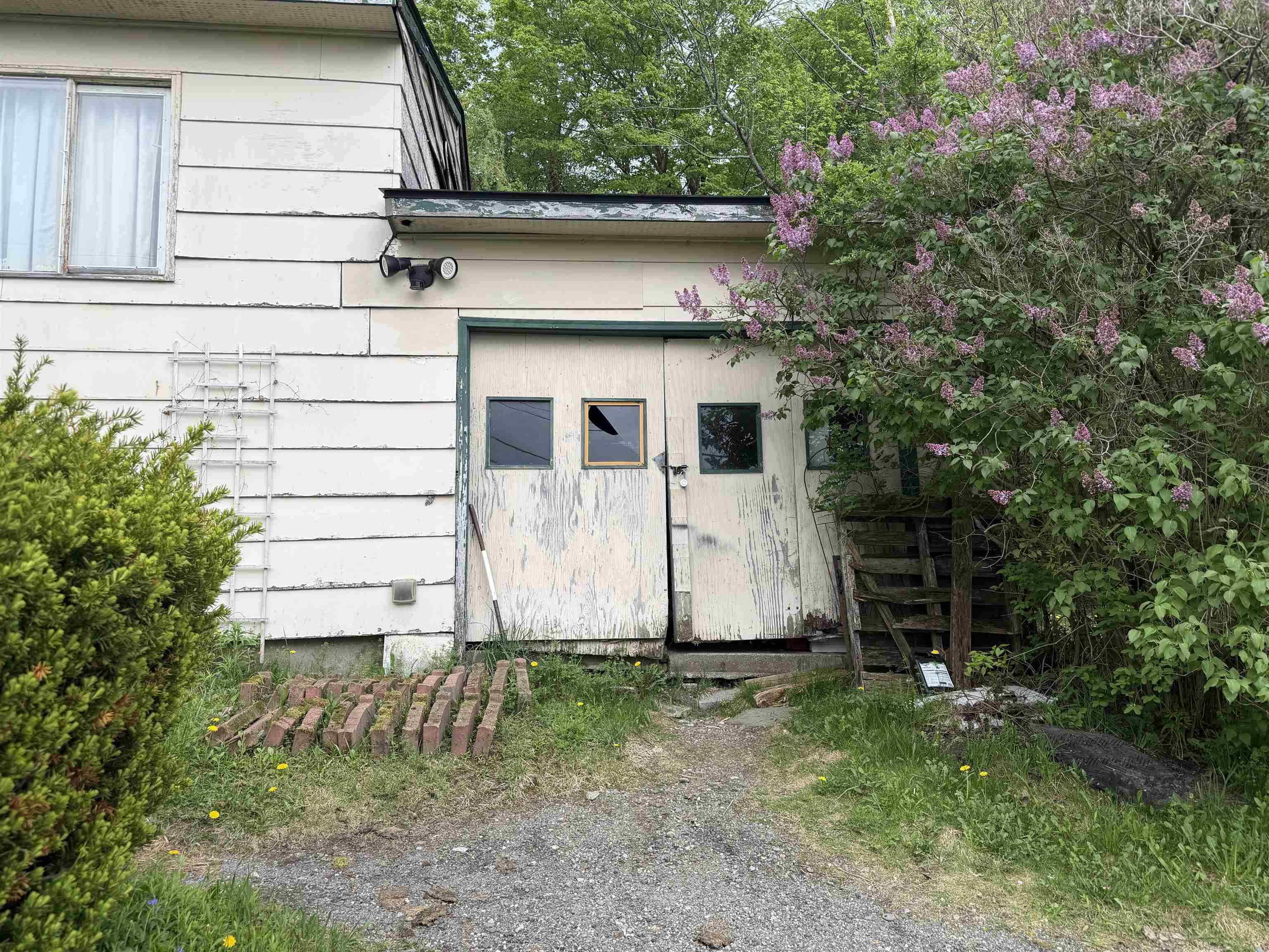 7 Meadow Wood Drive Property Photo 13