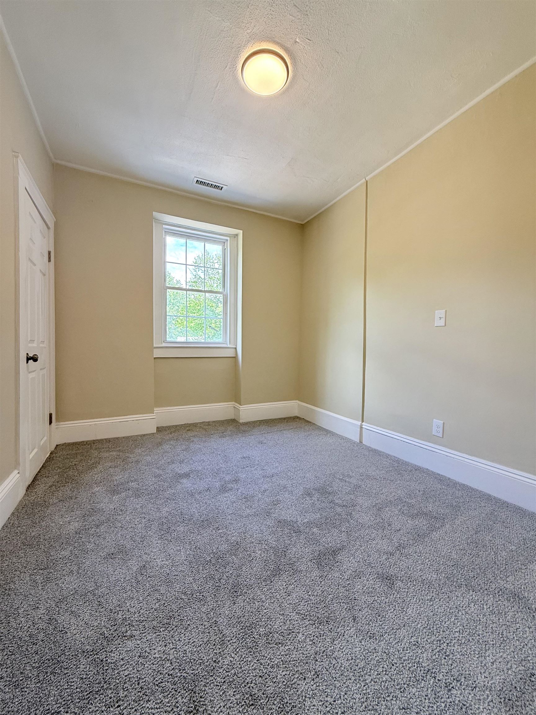 19 Depot Road Property Photo 18