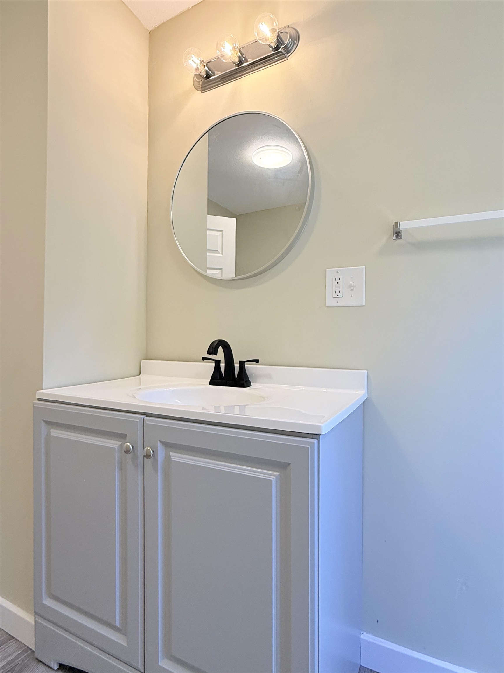 19 Depot Road Property Photo 20
