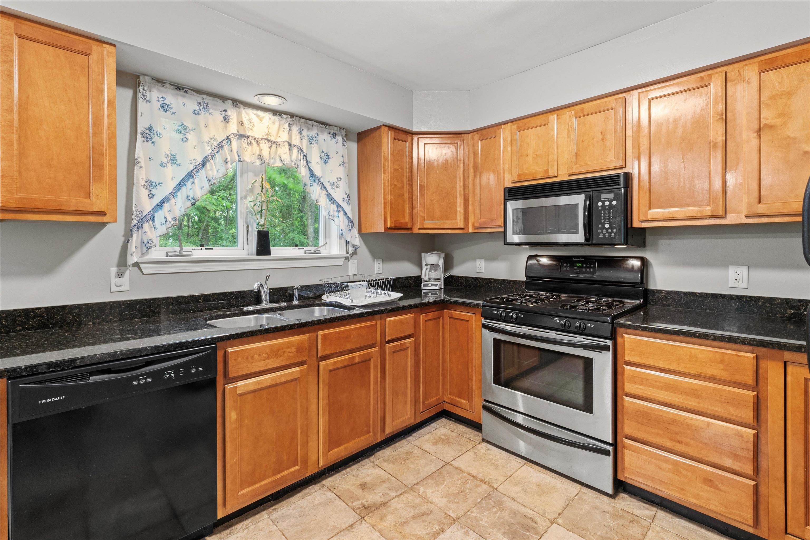 25 Sweetbrier Way Property Photo 16