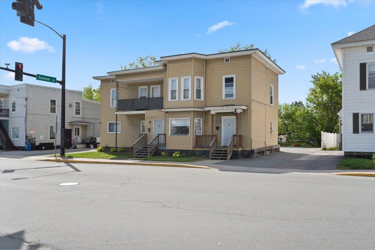 18 Maple Avenue Property Photo 3