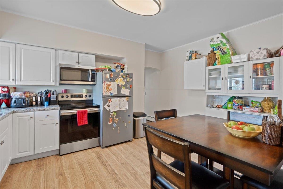 18 Maple Avenue Property Photo 6