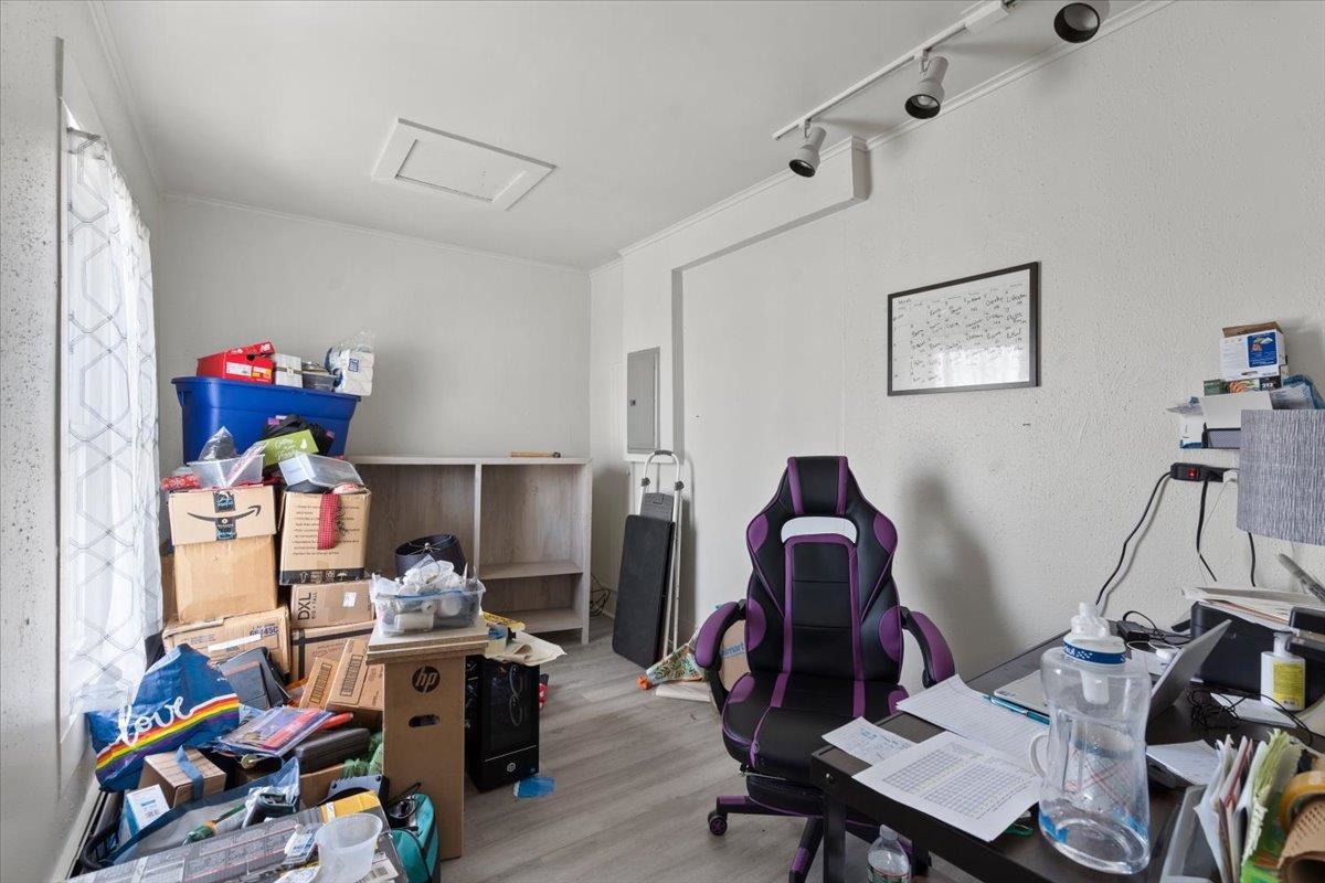18 Maple Avenue Property Photo 19