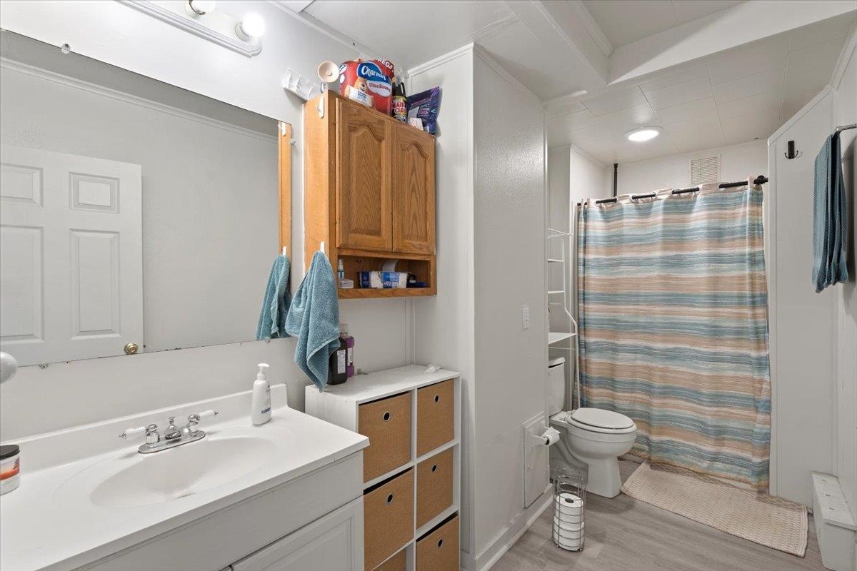 18 Maple Avenue Property Photo 21