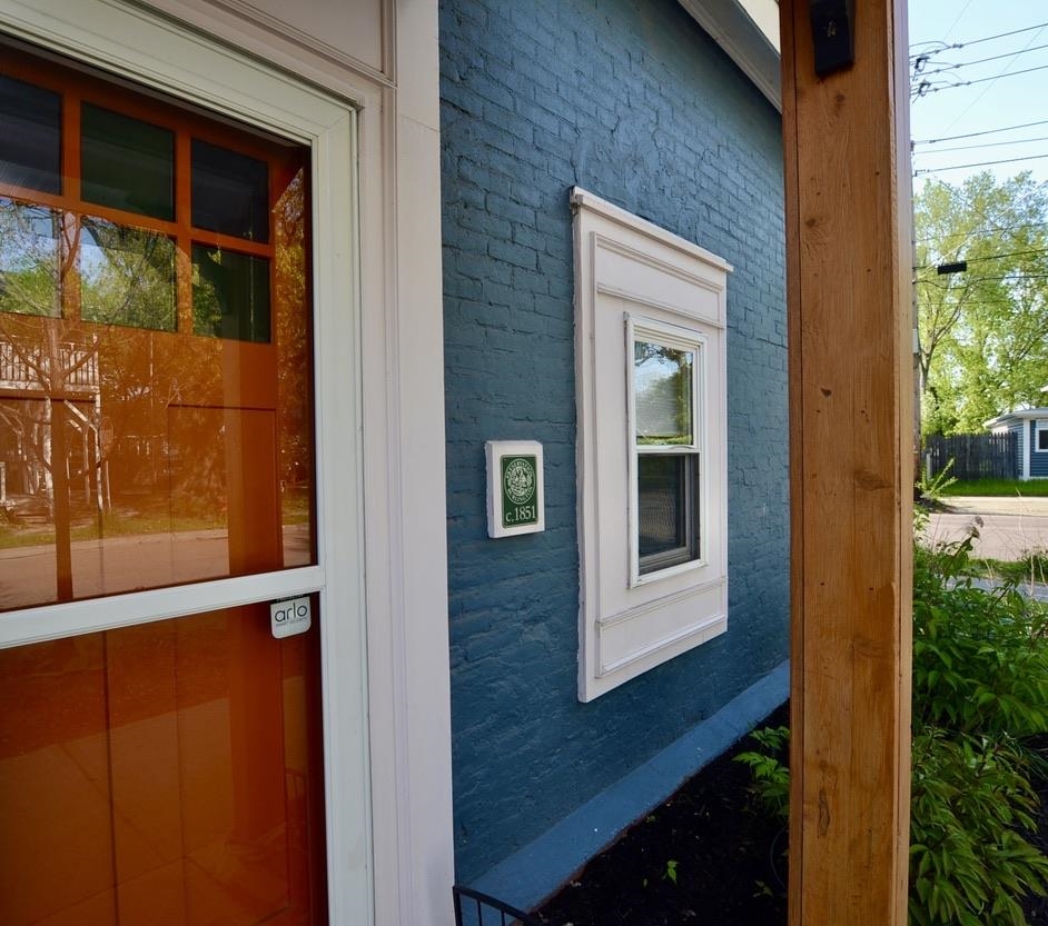 105 Lafountain Street Property Photo 2