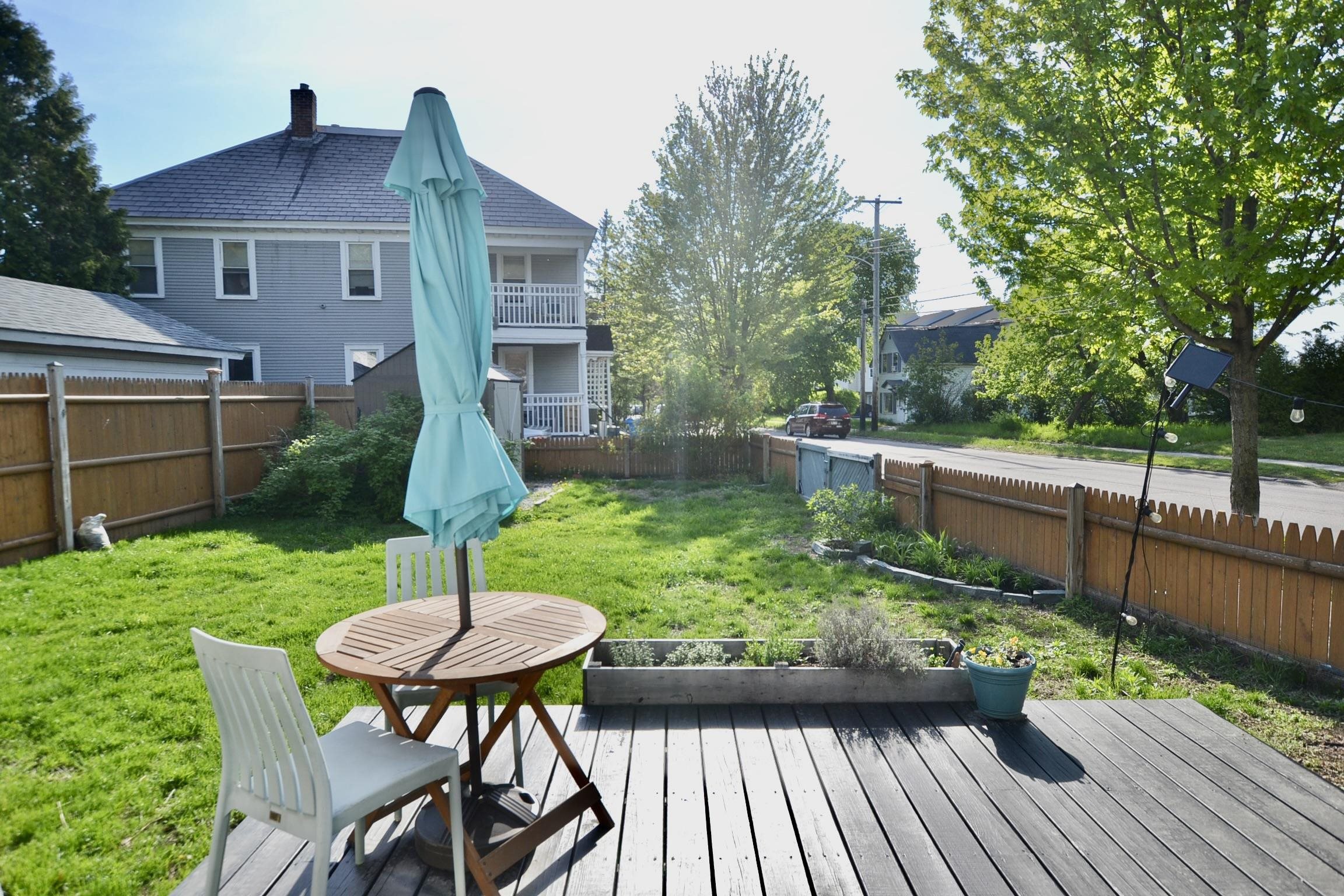 105 Lafountain Street Property Photo 20