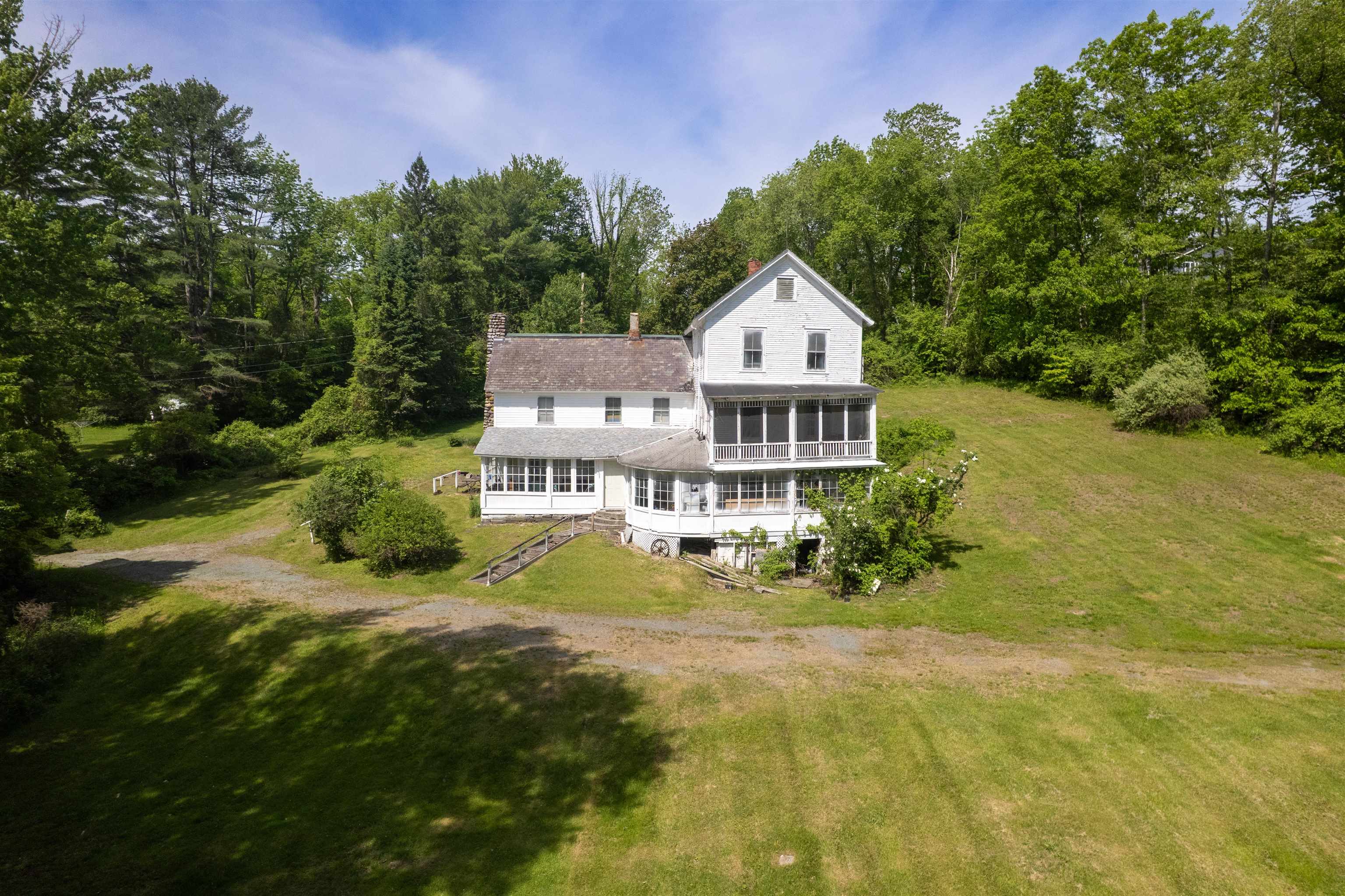 99 Spooner Point Property Photo 8
