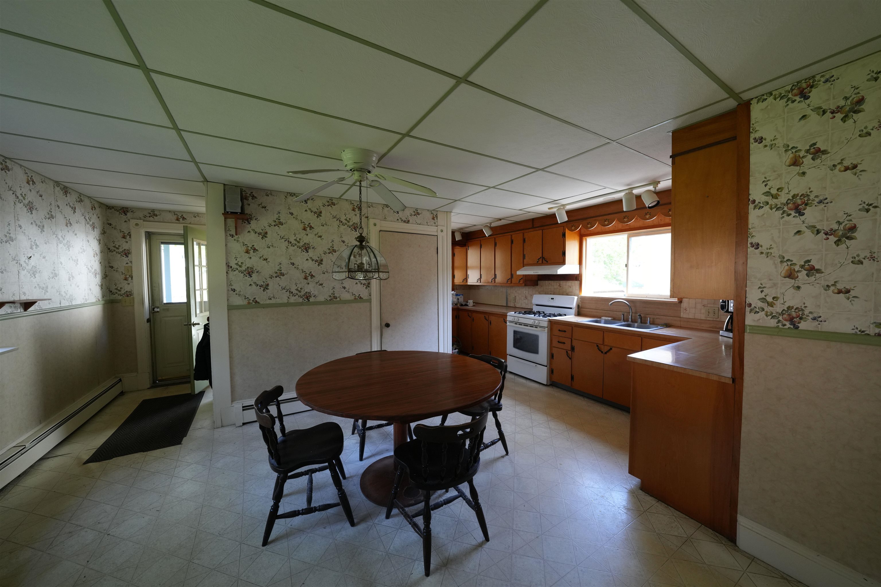 9 Burt Street Property Photo 21
