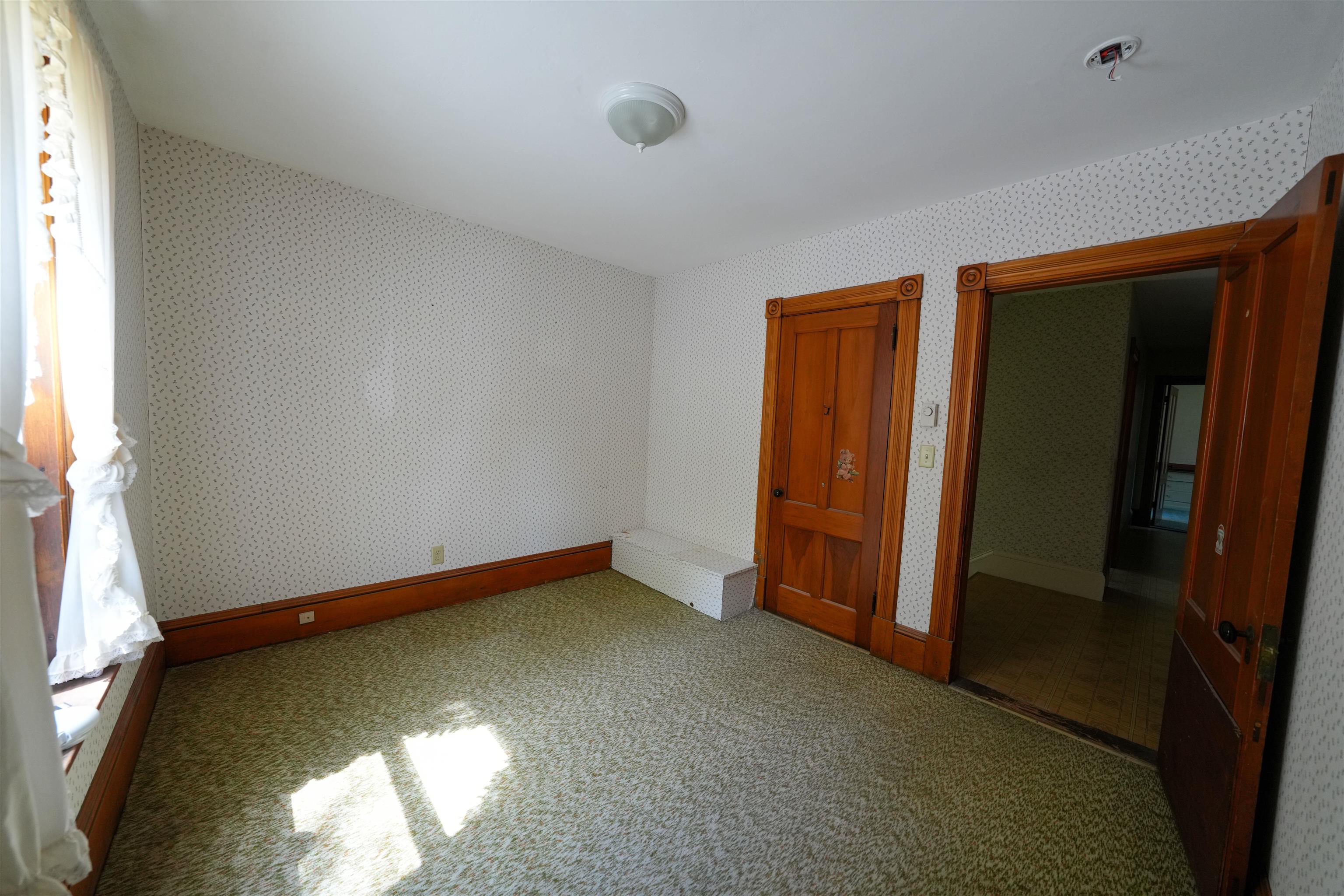 9 Burt Street Property Photo 32