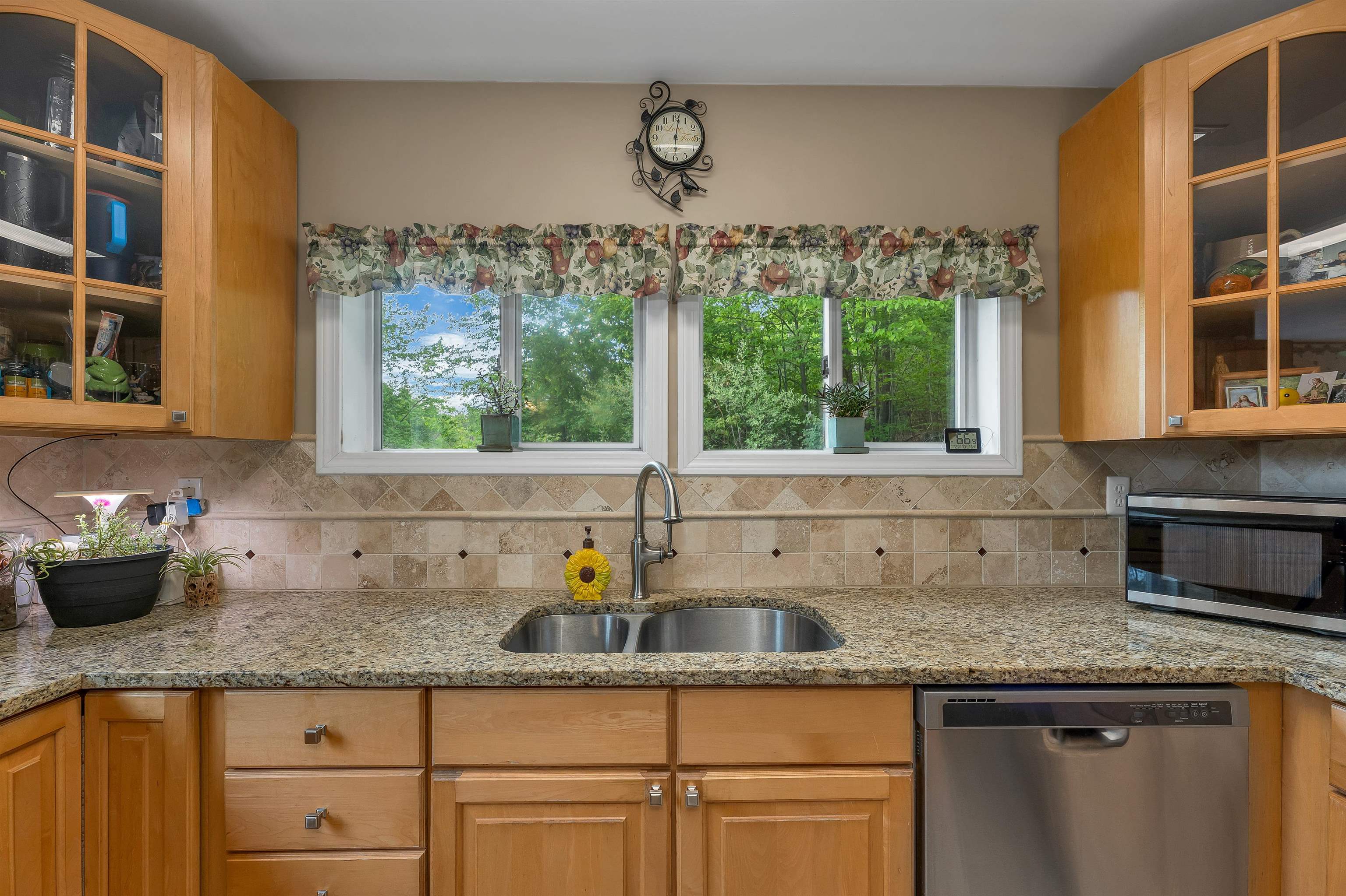 495 North Shore Road Property Photo 8