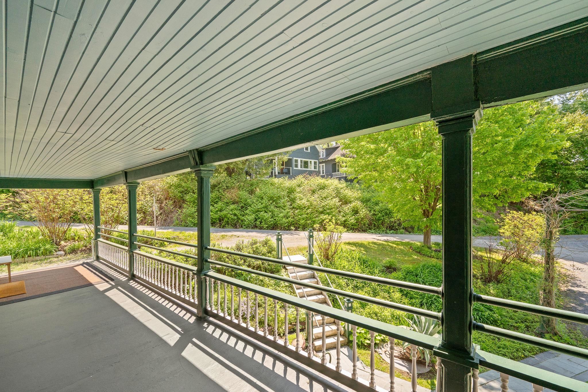 27 Inn Road Property Photo 8