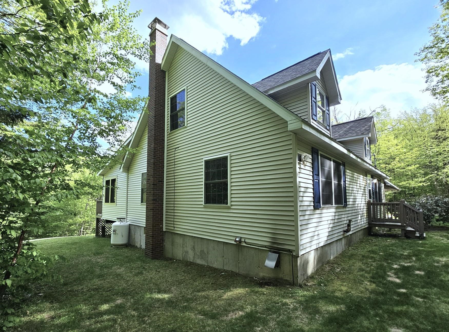 418 Old Stoddard Road Property Photo 3