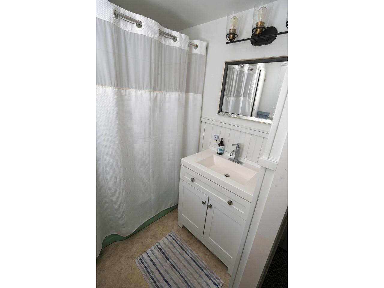 7 Charles Street Property Photo 23