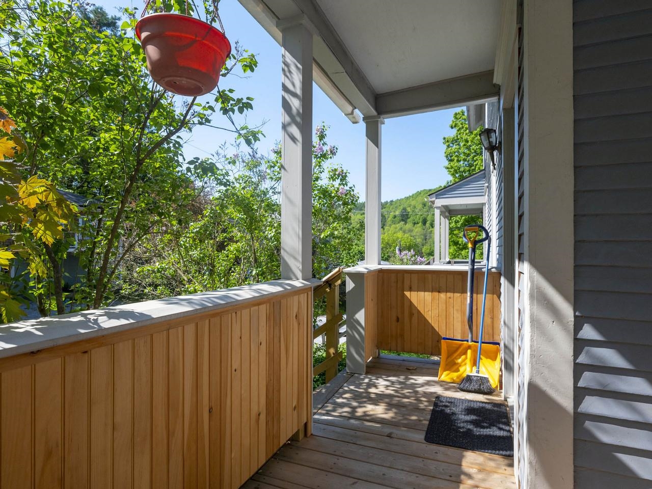7 Charles Street Property Photo 33