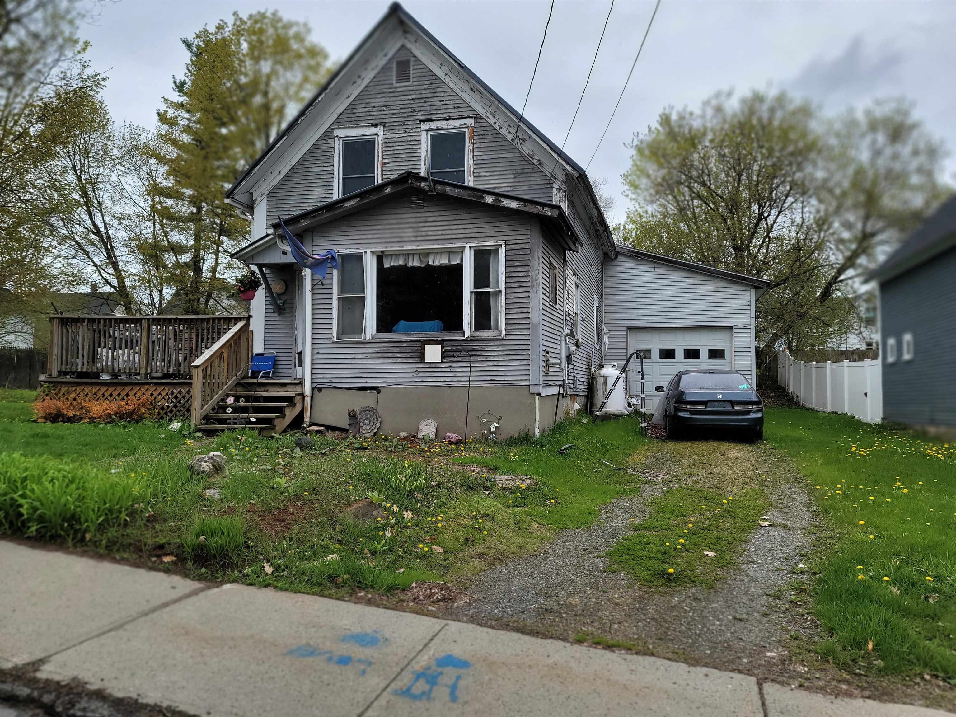 75 Indian Point Street Property Photo 3