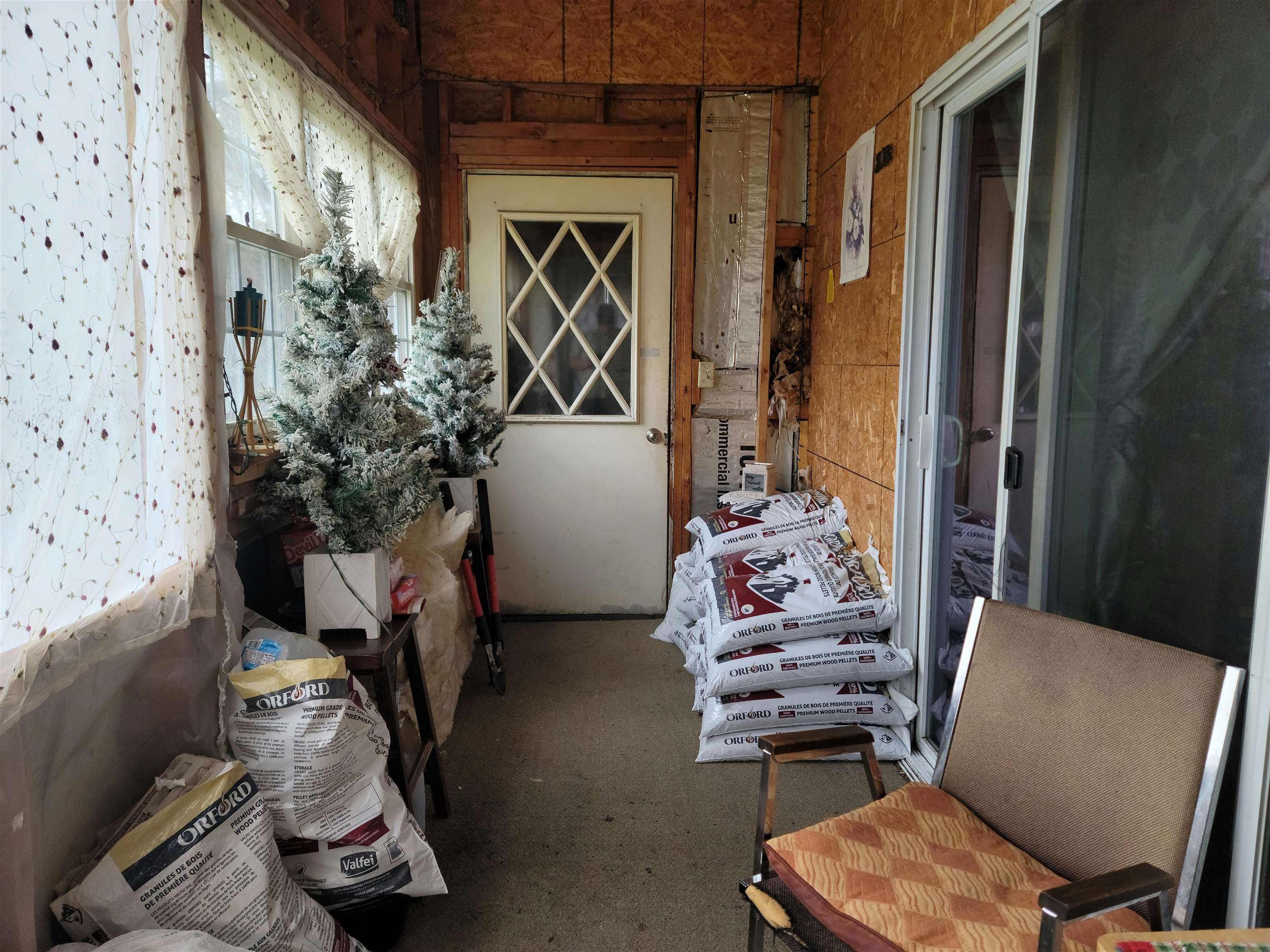 75 Indian Point Street Property Photo 36
