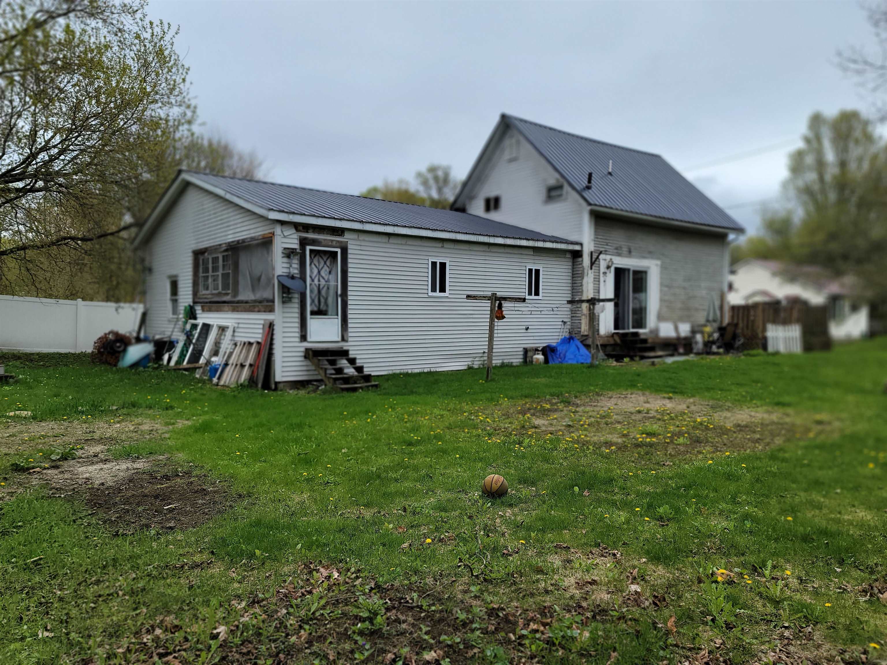 75 Indian Point Street Property Photo 39
