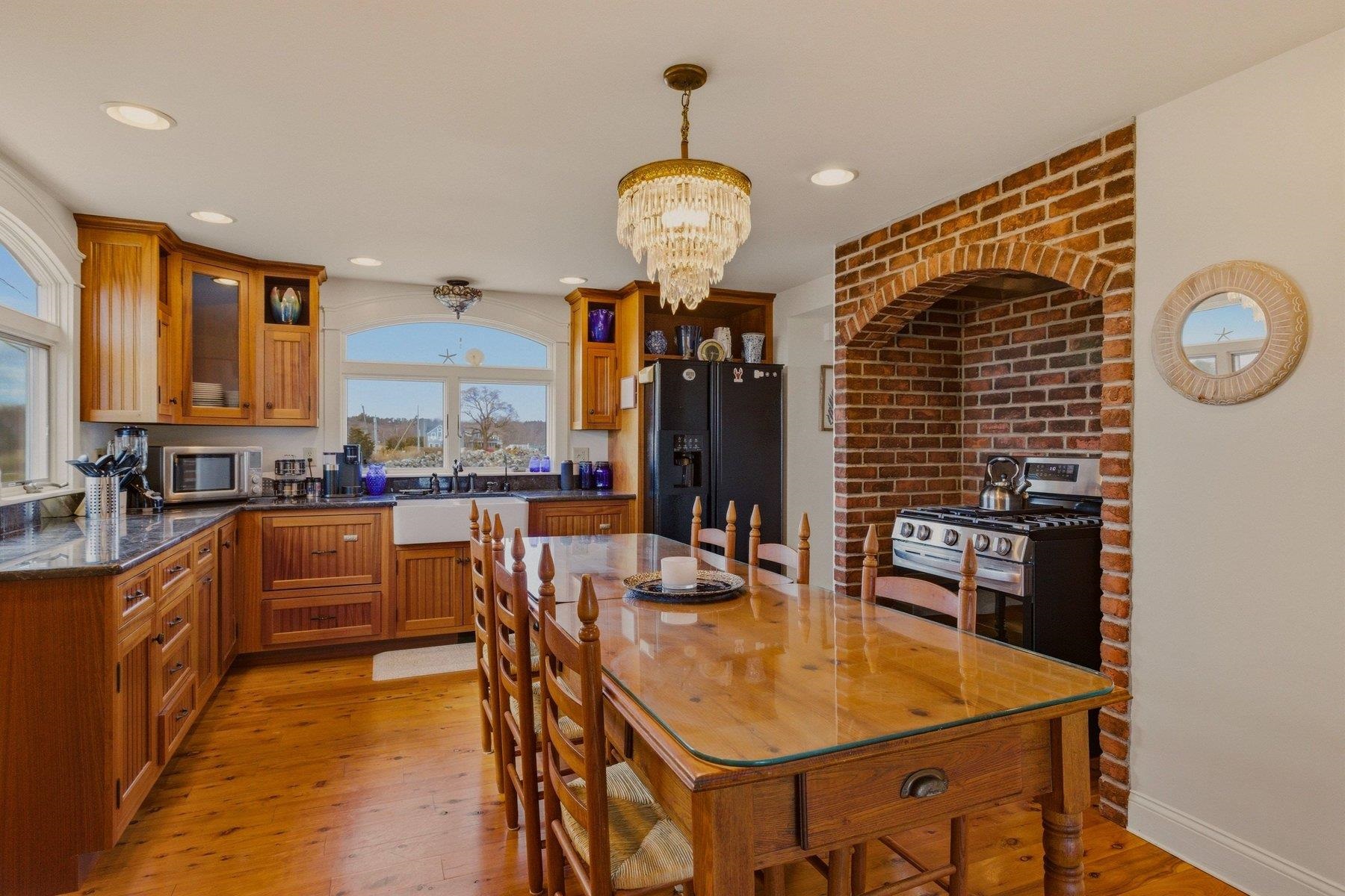130 Harbor Road Property Photo 15