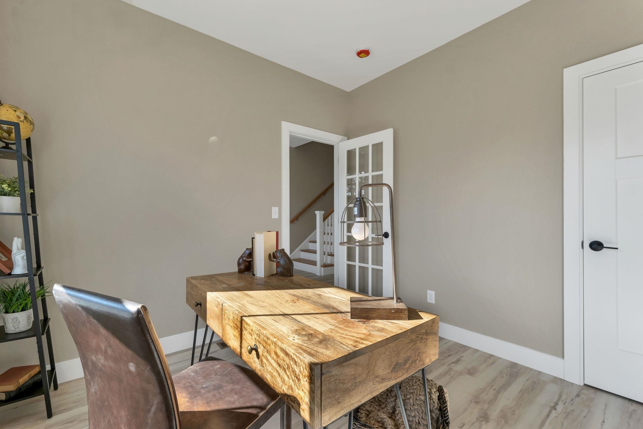 669 High Street Property Photo 8