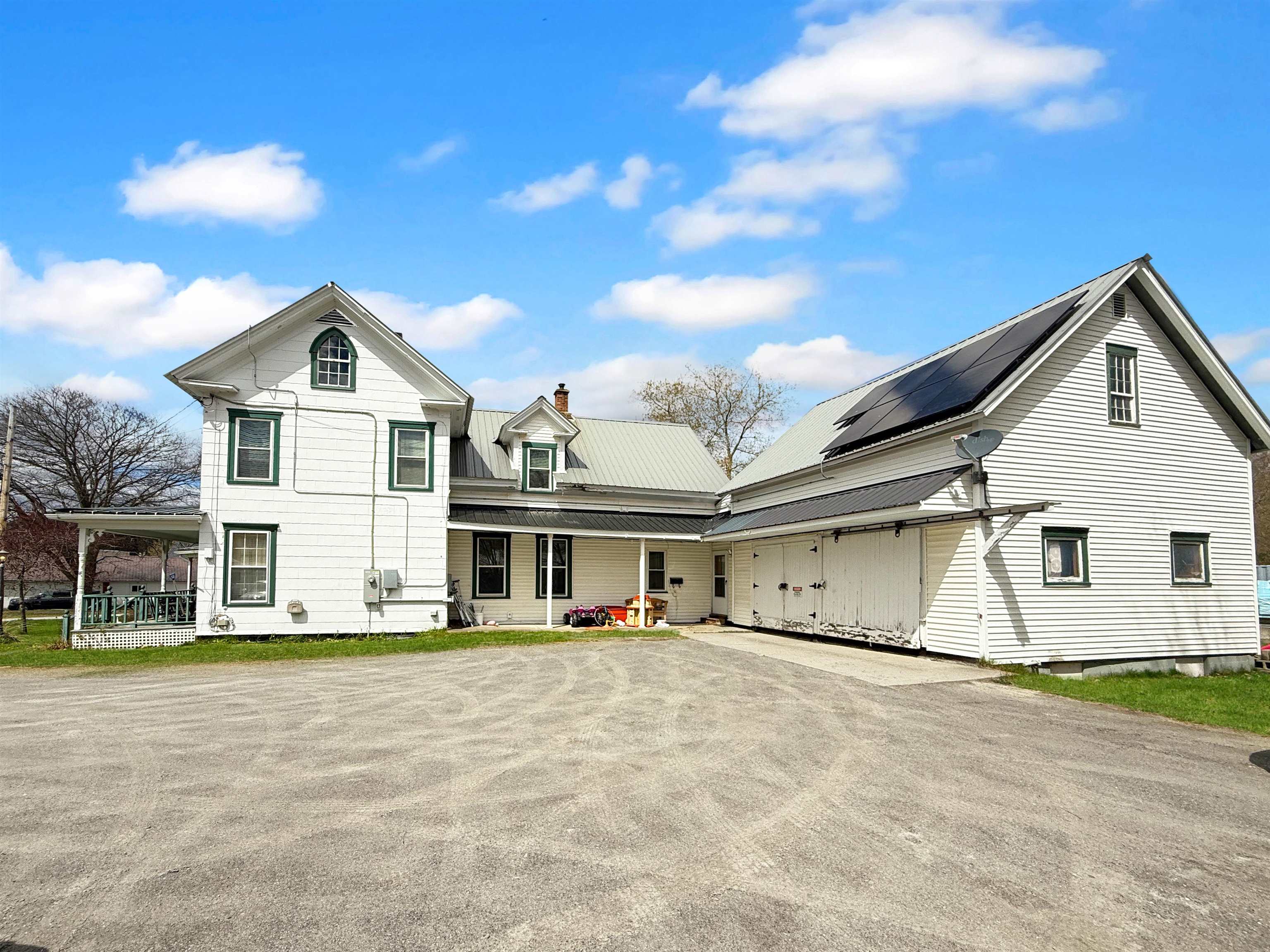 17 Merrill Street Property Photo 4